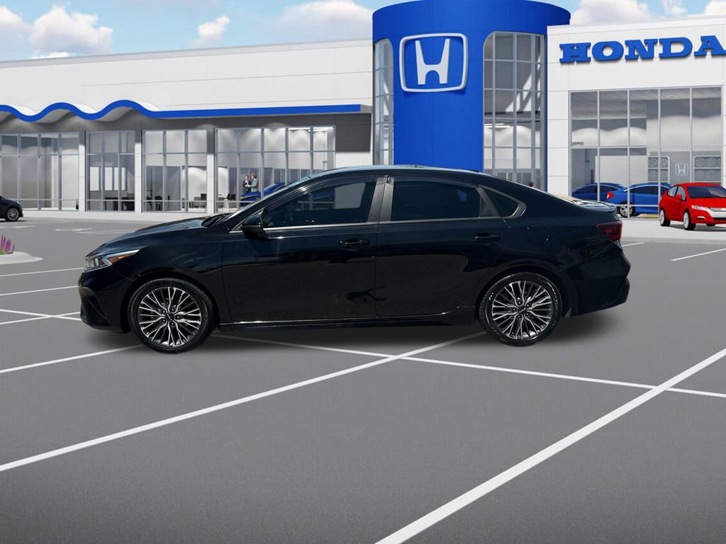 Used 2022 Kia Forte GT-Line w/ GT-Line Technology Package image 5