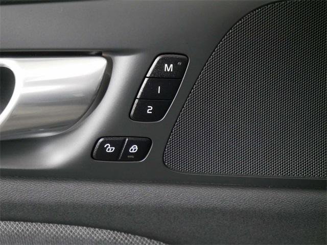 Used 2024 Volvo S60 B5 Plus image 18