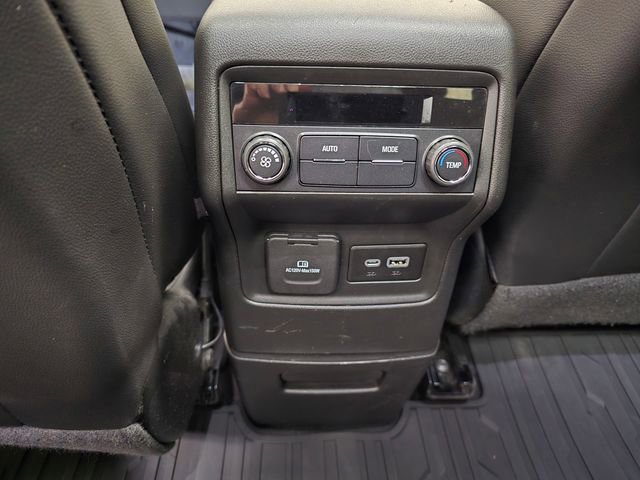 Used 2023 GMC Acadia SLT w/ Elevation Edition image 36