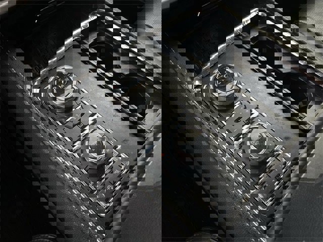 Used 2022 Ford Expedition XLT image 22