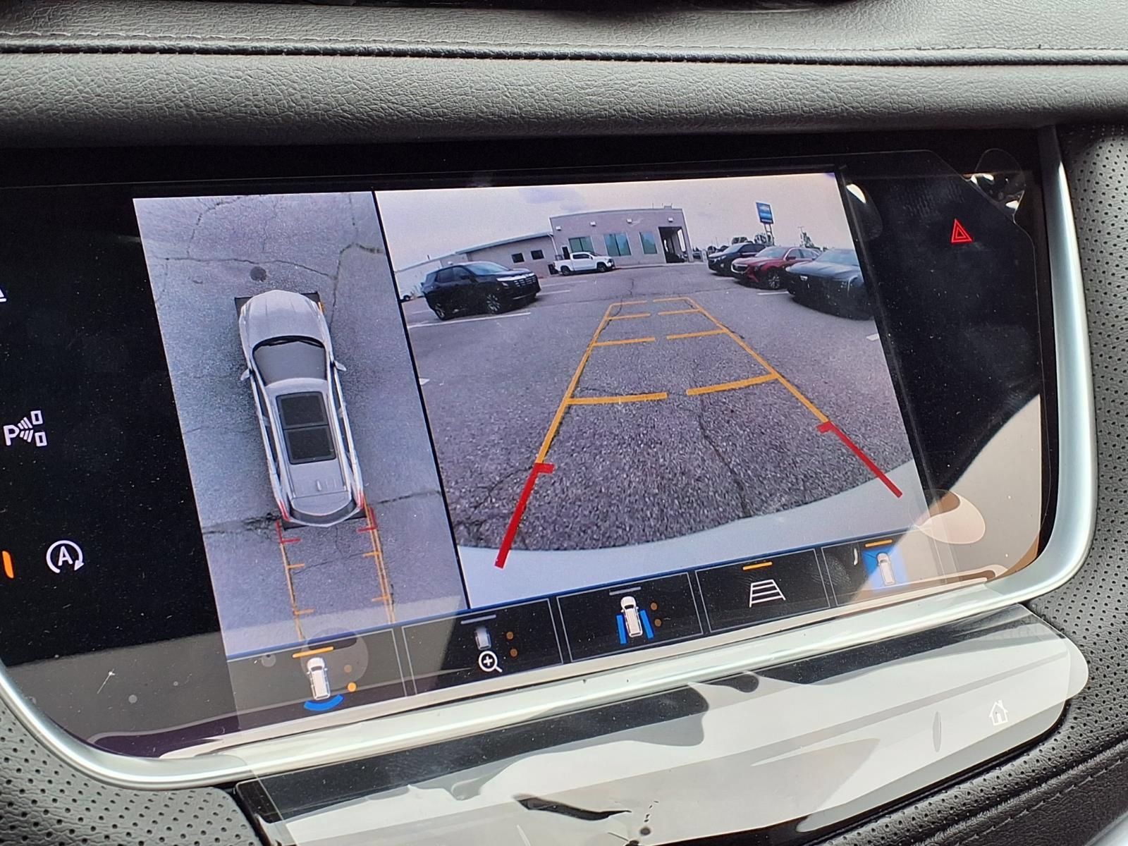 New 2026 Cadillac XT5 Premium Luxury w/ LPO, Floor Liner Package AWD/4WD image 20
