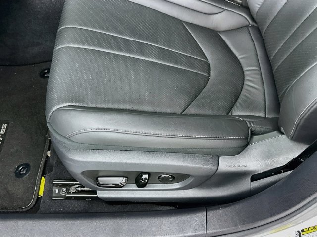 Used 2024 Lexus ES 350 F Sport w/ Technology Package FWD image 26