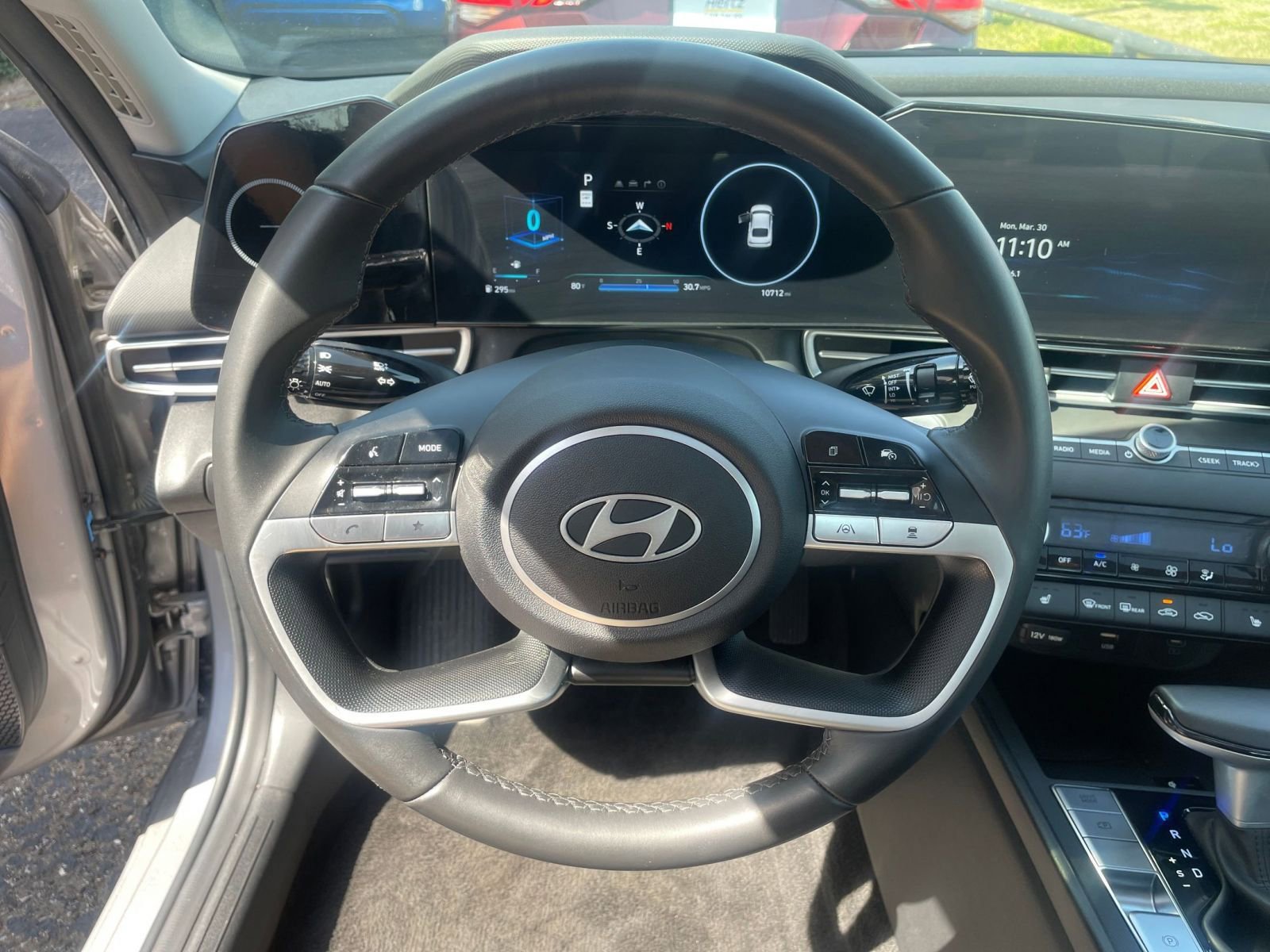 Used 2025 Hyundai Elantra SEL image 28