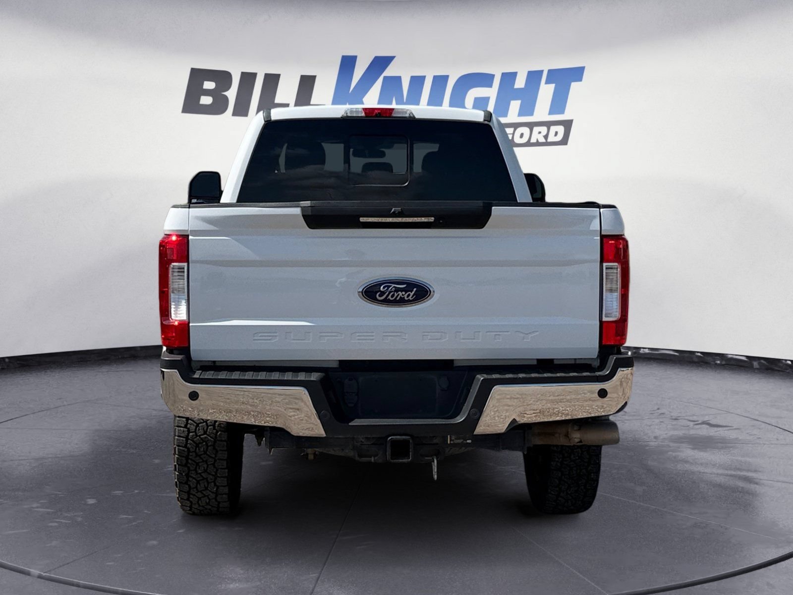 Used 2019 Ford F350 Lariat w/ Lariat Ultimate Package AWD/4WD image 4