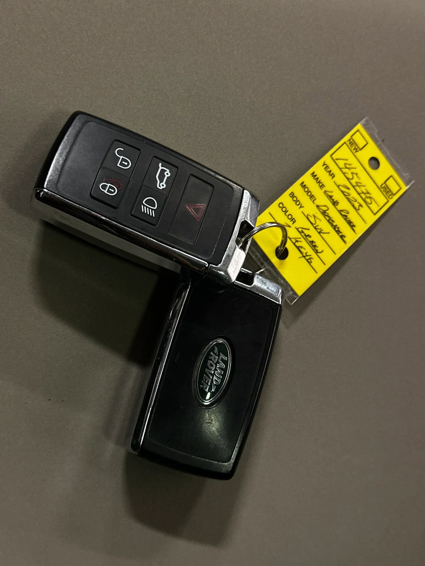 Used 2023 Land Rover Defender 90 X-Dynamic SE AWD/4WD image 48