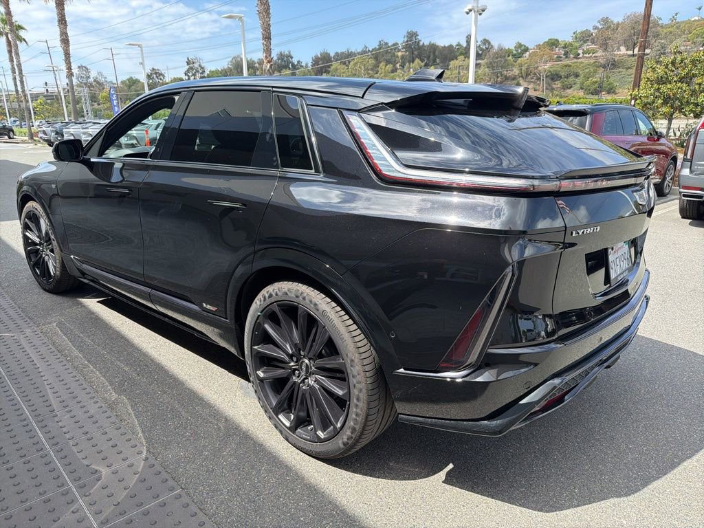 Used 2026 Cadillac Lyriq V AWD/4WD image 5