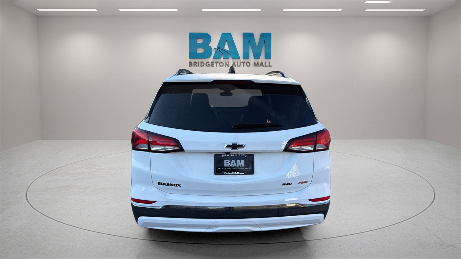 Used 2022 Chevrolet Equinox RS w/ LPO, Floor Liner Package image 6