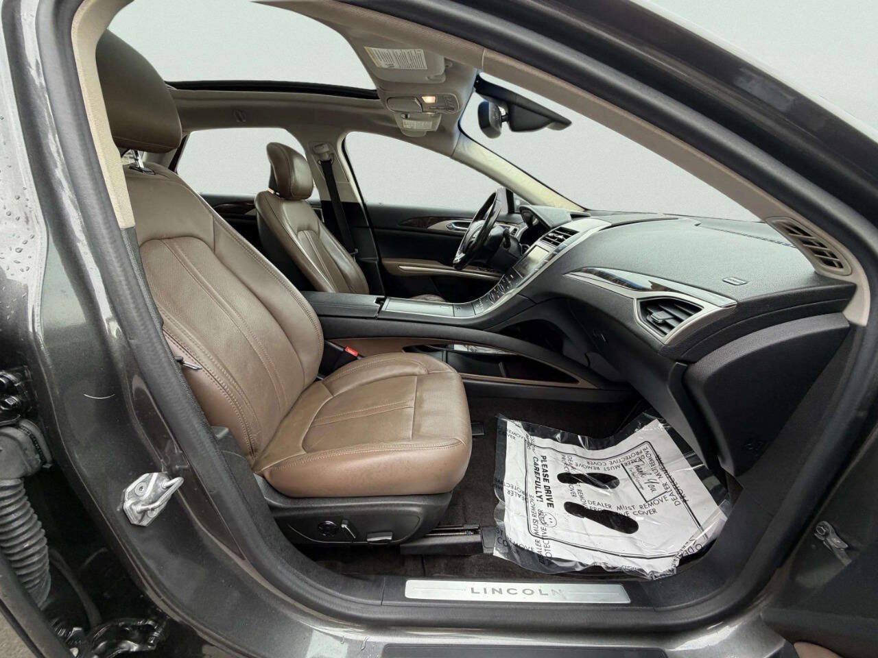Used 2015 Lincoln MKZ Hybrid w/ Equipment Group 202A Reserve FWD image 28