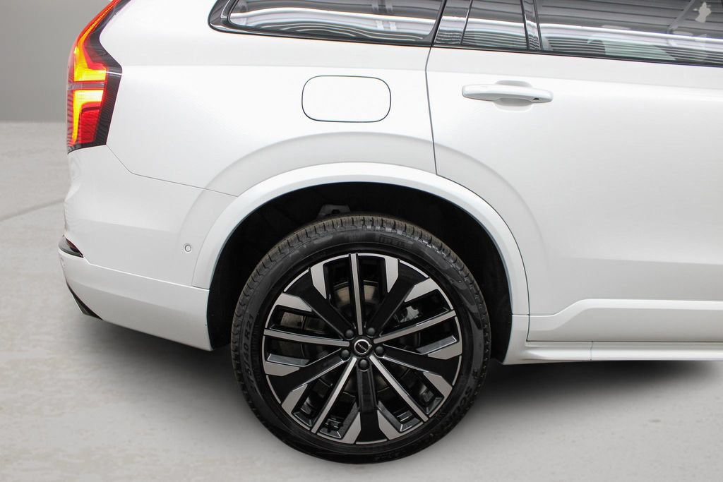 Used 2026 Volvo XC90 B6 Ultra w/ Protection Package Premier AWD/4WD image 29