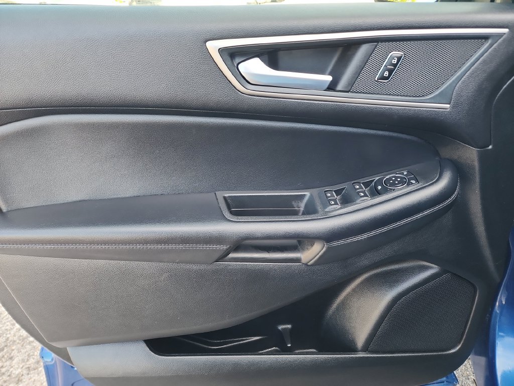Used 2024 Ford Edge SEL AWD/4WD image 13