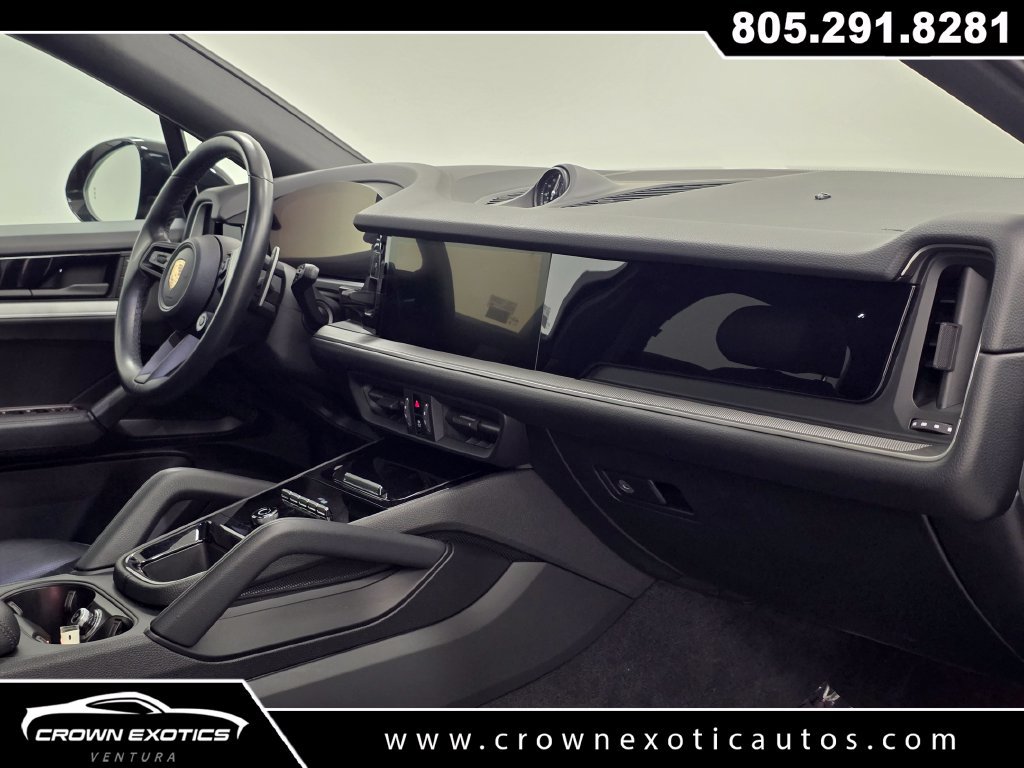 Used 2024 Porsche Cayenne S AWD/4WD image 14