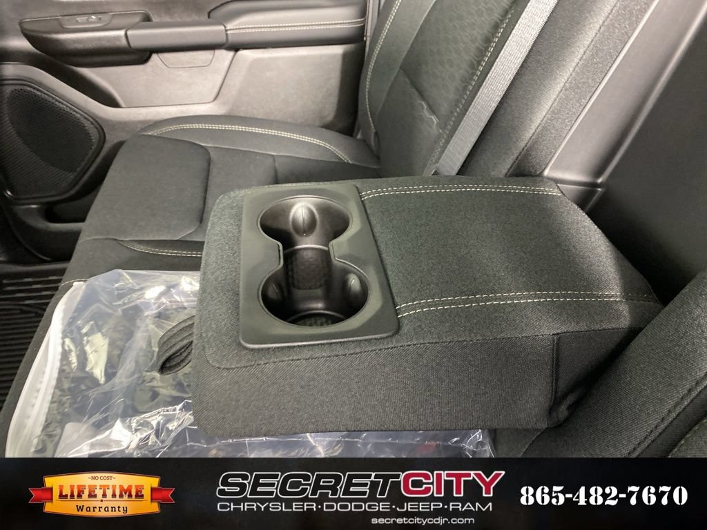 New 2026 RAM 1500 Big Horn AWD/4WD image 31