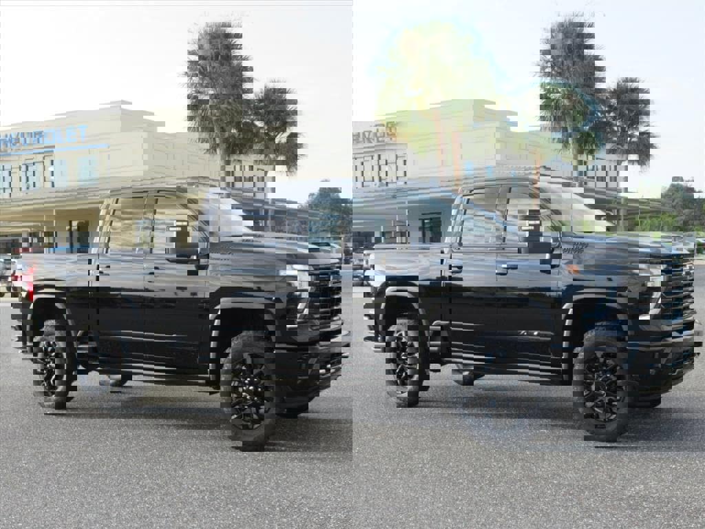 New 2026 Chevrolet Silverado 3500 High Country w/ Midnight Edition image 2