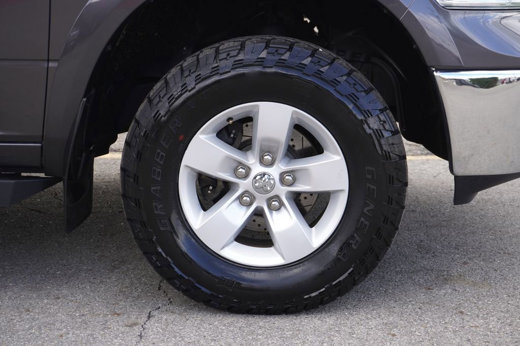 Used 2015 RAM 1500 Outdoorsman image 13