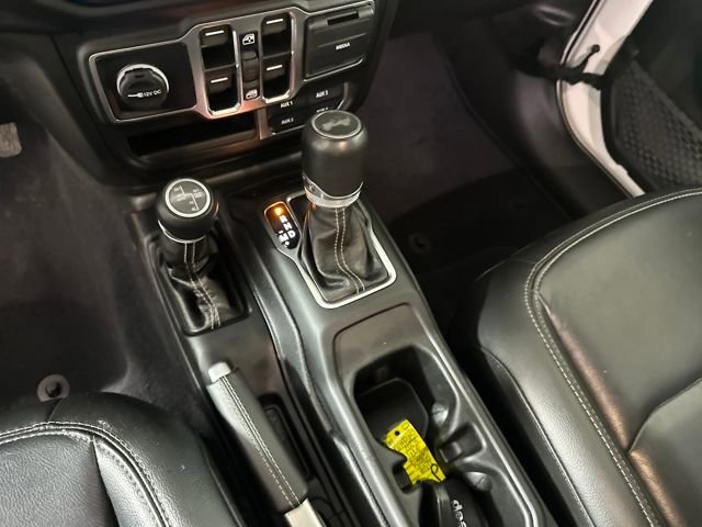 Used 2023 Jeep Wrangler Unlimited Sahara image 20