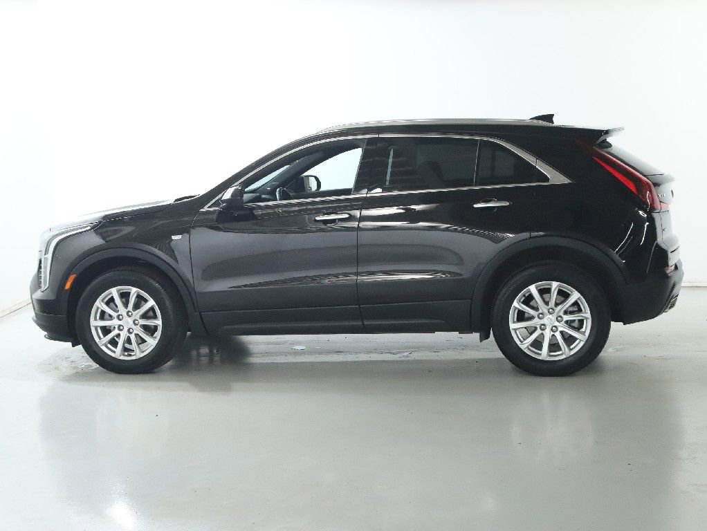 Used 2023 Cadillac XT4 Luxury w/ Cold Weather Package image 38