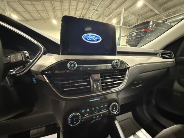 Certified 2022 Ford Escape SE w/ Convenience Package AWD/4WD image 15