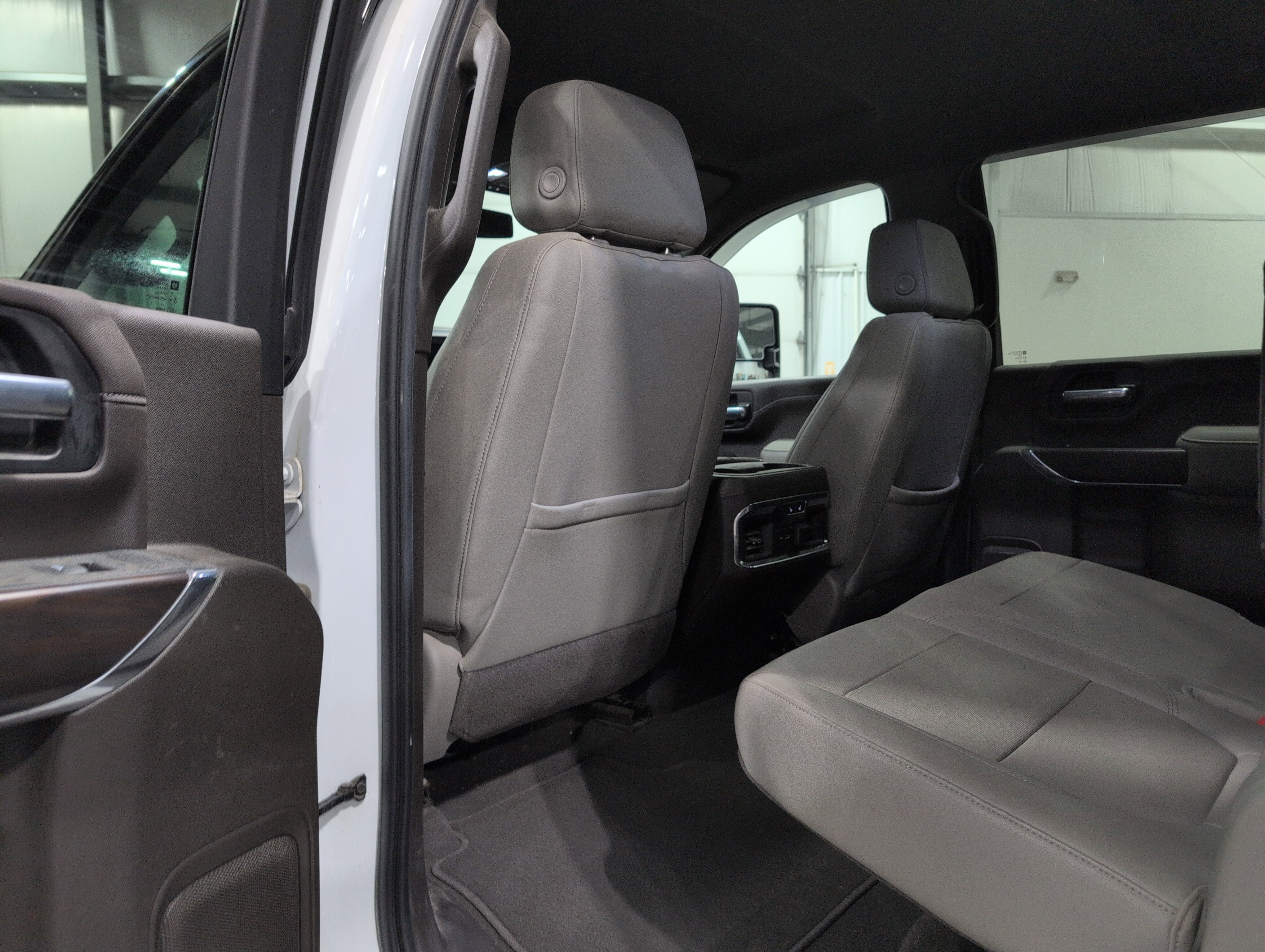 Used 2021 GMC Sierra 2500 SLT w/ SLT Premium Package AWD/4WD image 10