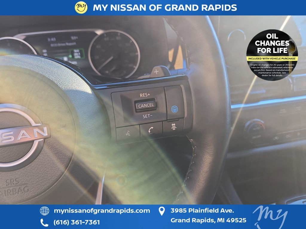 Used 2023 Nissan Pathfinder SL image 35