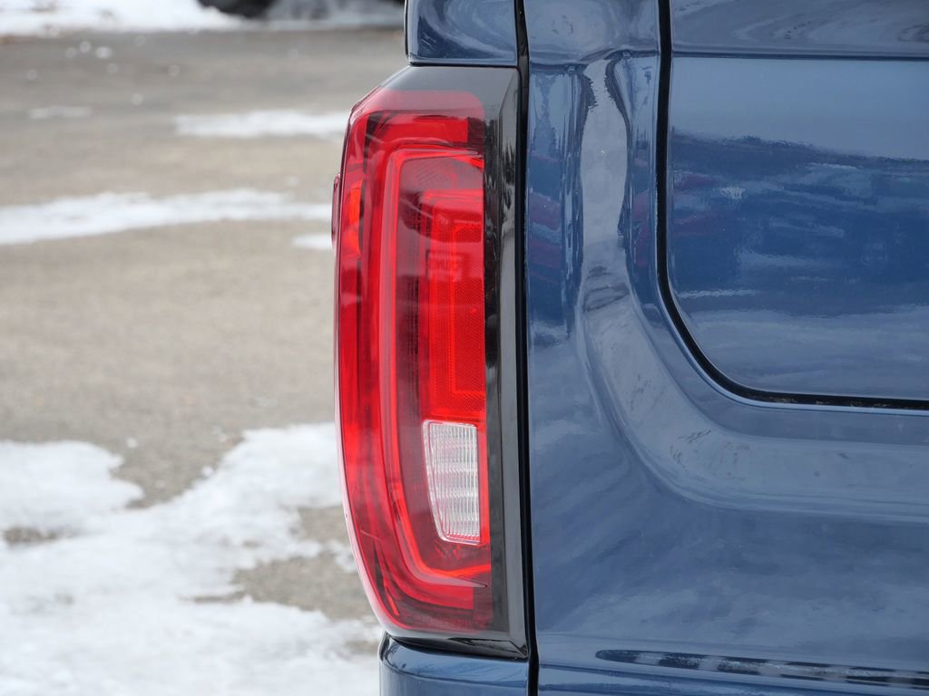 Used 2019 GMC Sierra 1500 SLT w/ SLT Premium Plus Package image 9
