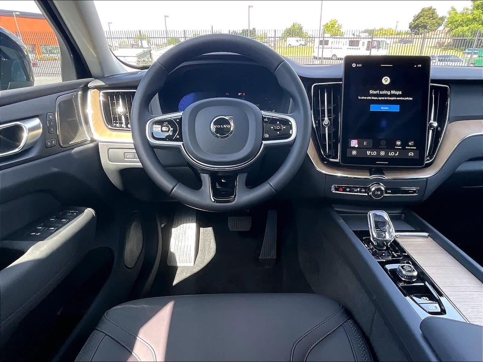 New 2026 Volvo XC60 T8 Plus w/ Climate Package PRO AWD/4WD image 15