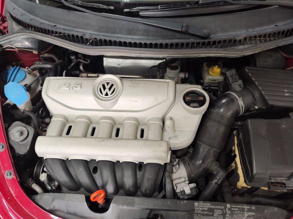 Used 2007 Volkswagen Beetle Coupe w/ Package 1 FWD image 8