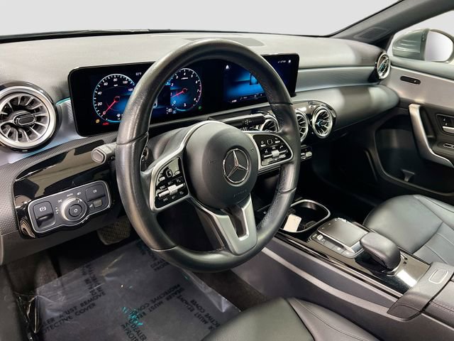 Used 2022 Mercedes-Benz A 220 image 9