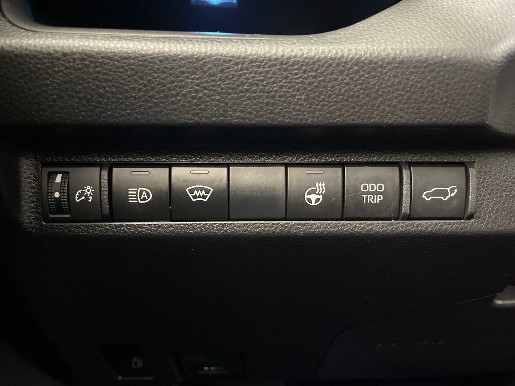 Certified 2023 Toyota RAV4 XSE w/ Weather Package AWD/4WD image 28