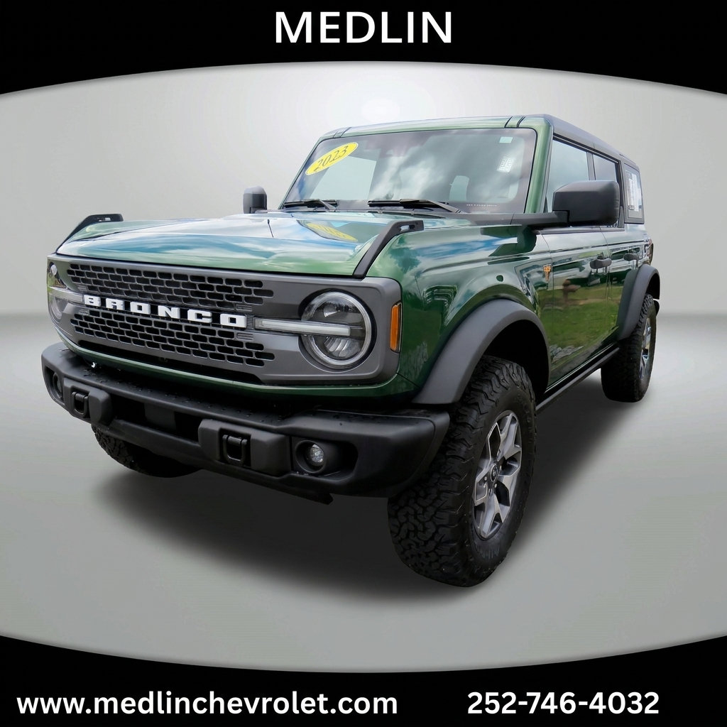 Used 2025 Ford Bronco Badlands AWD/4WD image 4