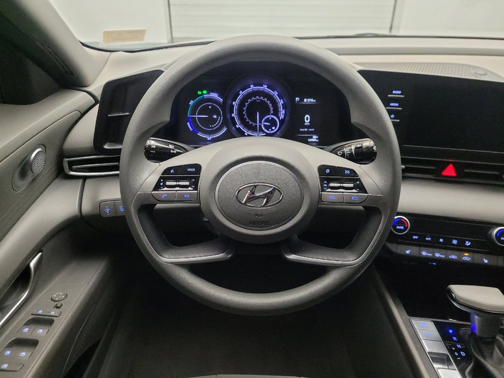 Used 2023 Hyundai Elantra Blue FWD image 22