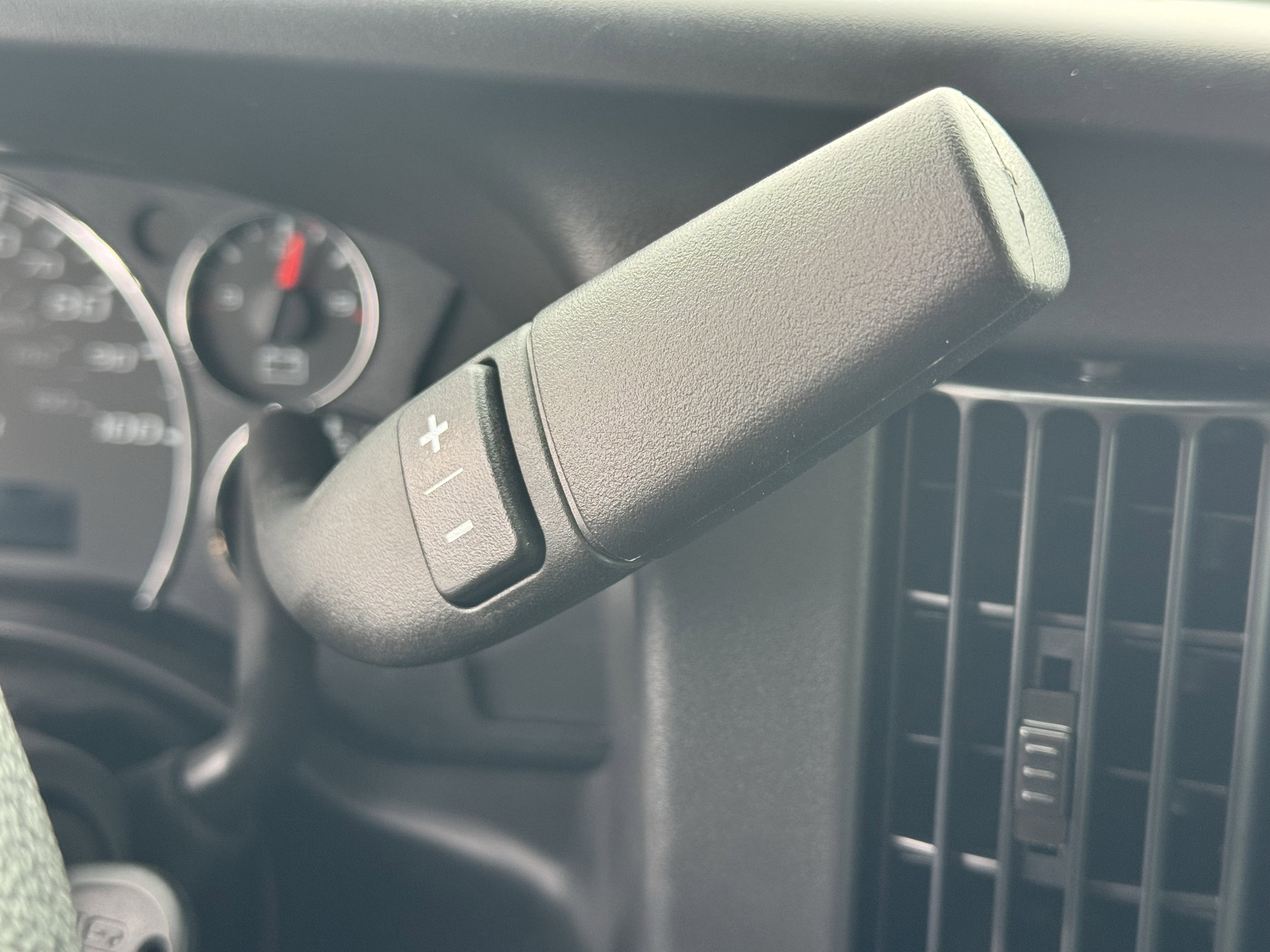 New 2026 Chevrolet Express 2500 w/ Driver Convenience Package image 25