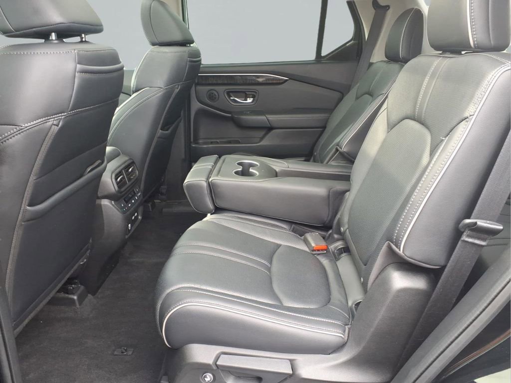 Used 2023 Honda Pilot Elite image 27