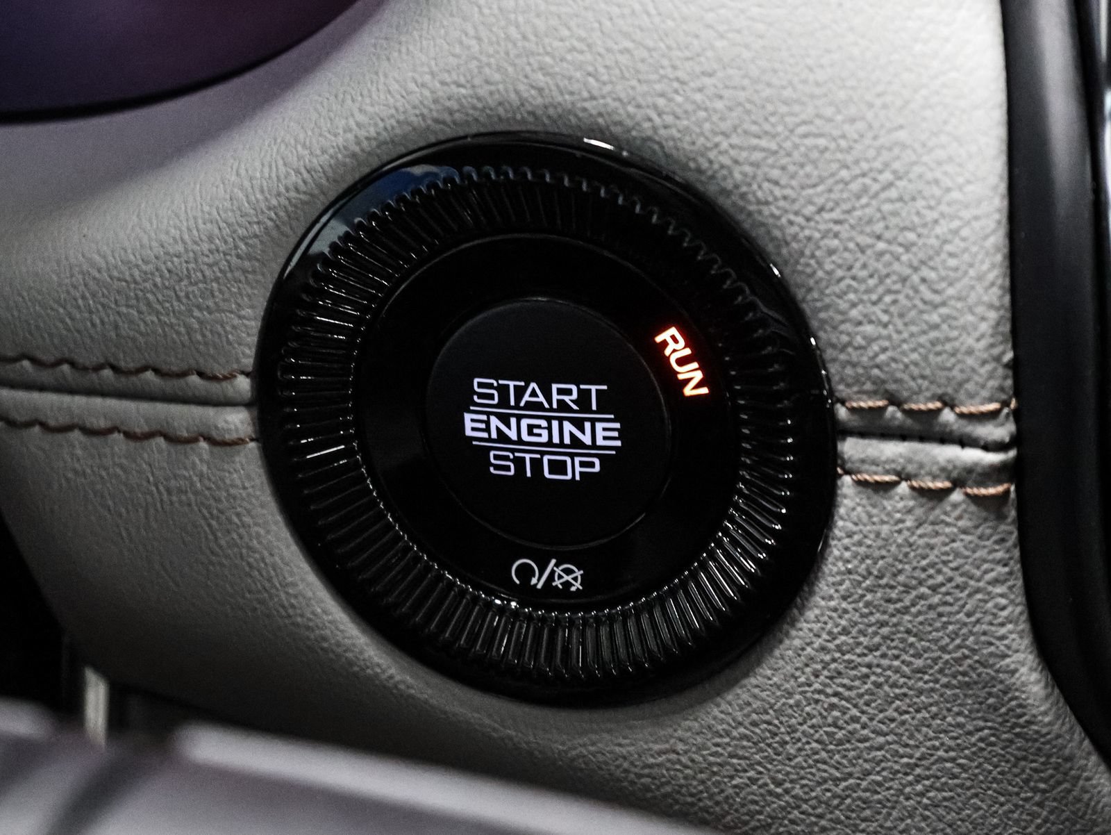 Used 2023 Jeep Compass Limited AWD/4WD image 39