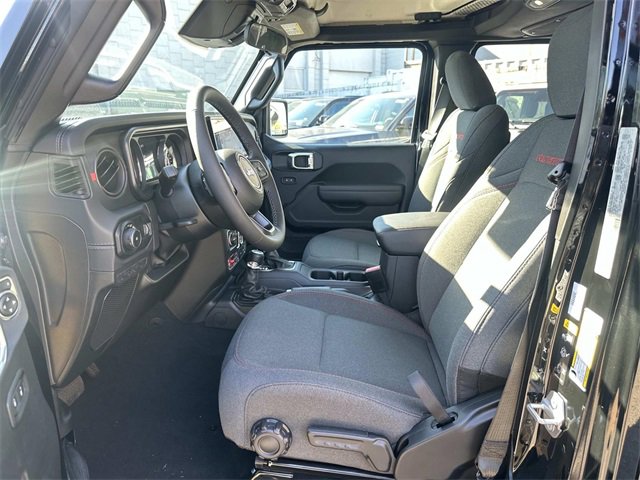 New 2026 Jeep Wrangler Unlimited Rubicon w/ Steel Bumper Group image 9