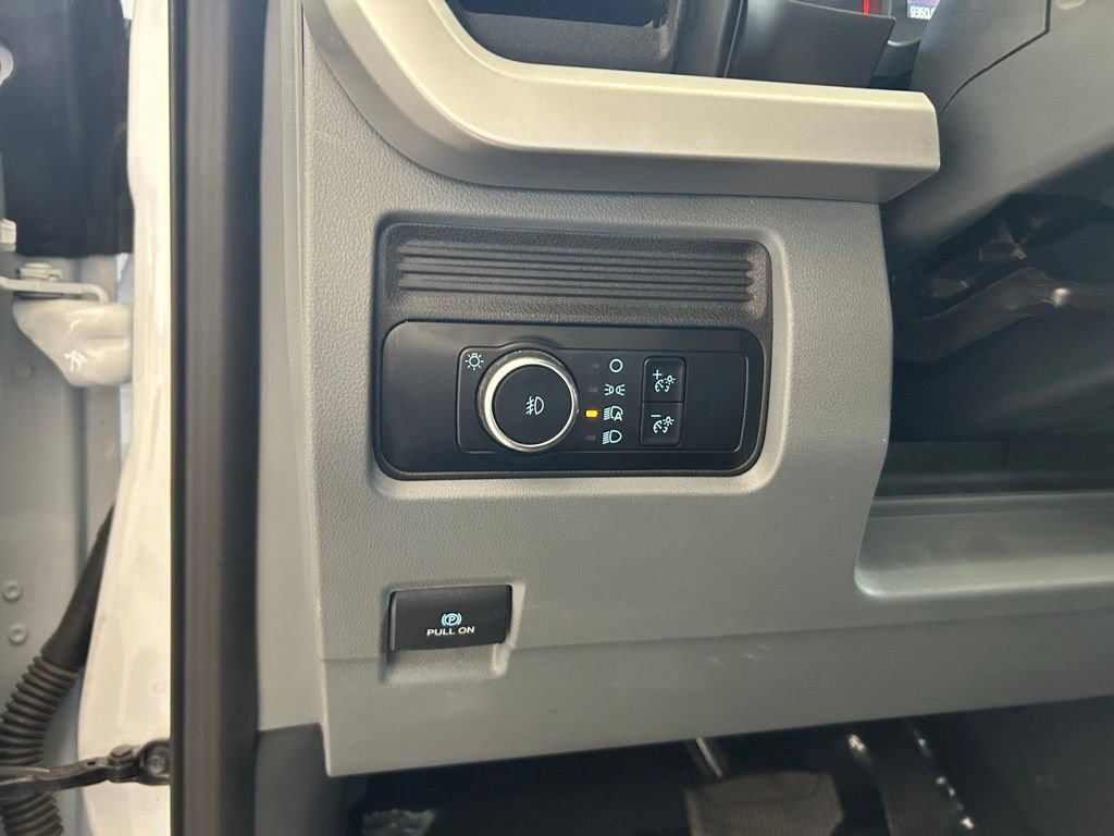 Used 2025 Ford F350 XLT AWD/4WD image 36