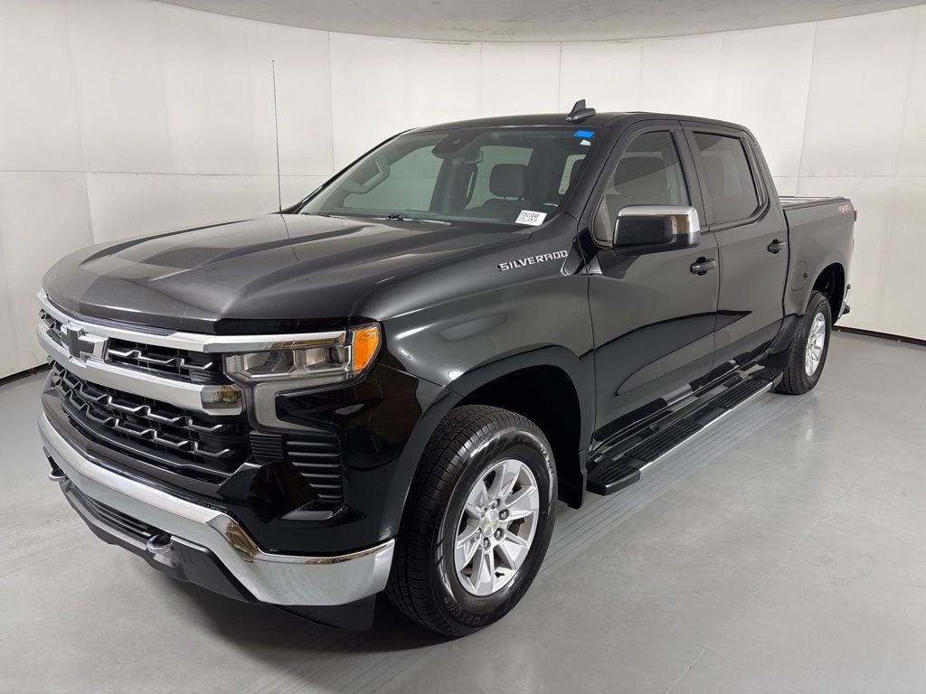 Used 2022 Chevrolet Silverado 1500 LT w/ LPO, Chrome Package image 5