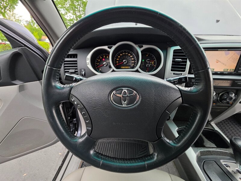 Used 2005 Toyota 4Runner Limited AWD/4WD image 54