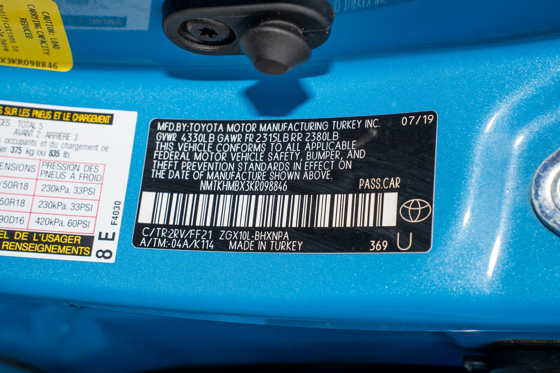 Used 2019 Toyota C-HR XLE image 36