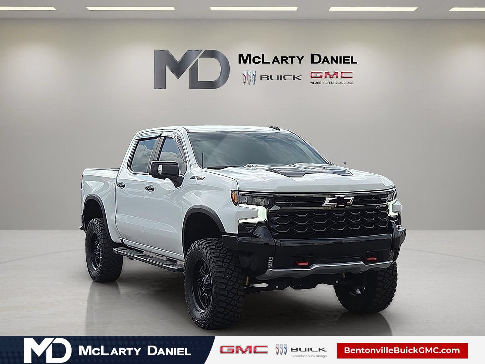 Used 2022 Chevrolet Silverado 1500 ZR2 w/ Technology Package