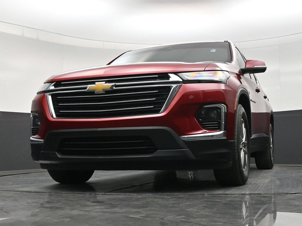 Used 2023 Chevrolet Traverse LT FWD image 27