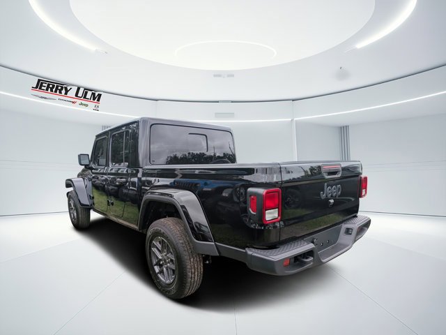 New 2025 Jeep Gladiator Sport image 5