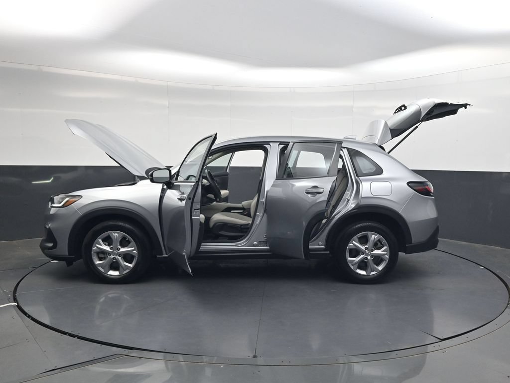 Used 2024 Honda HR-V LX image 39