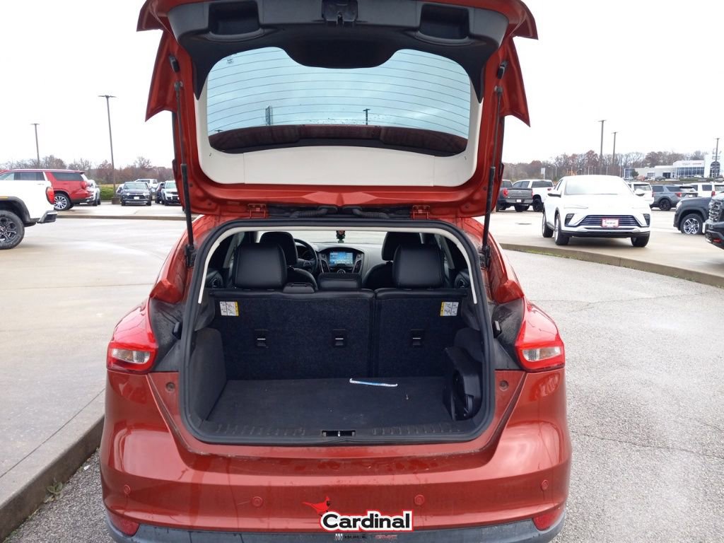 Used 2018 Ford Focus Titanium w/ Titanium Technology Package image 10