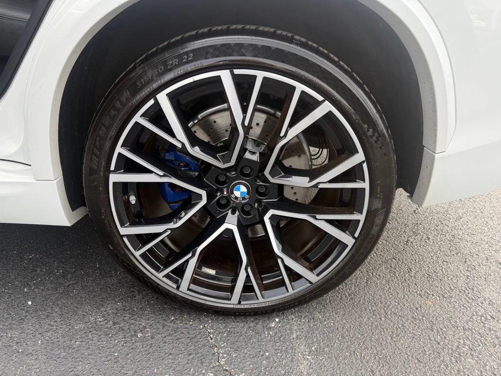 Used 2021 BMW X5 M w/ Executive Package AWD/4WD image 40