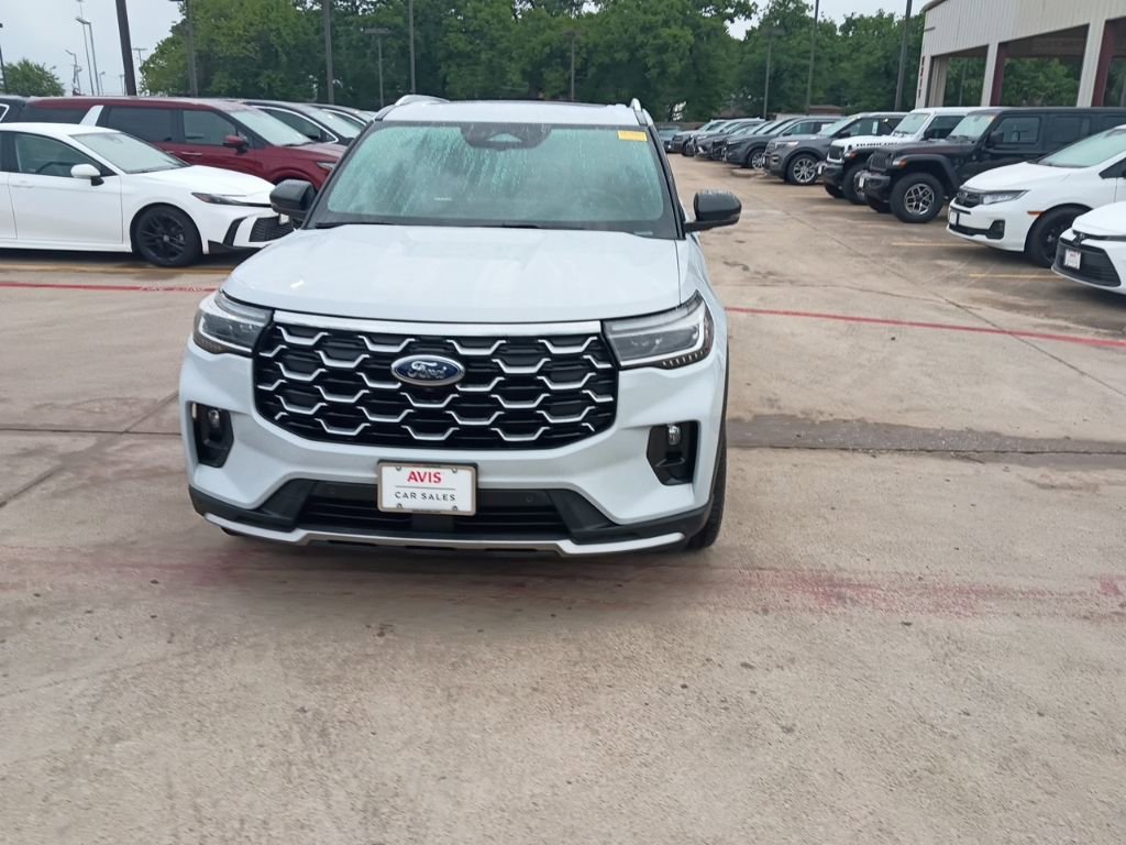 Used 2025 Ford Explorer Platinum w/ LUX Leather Package image 5