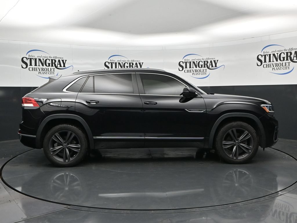 Used 2022 Volkswagen Atlas Cross Sport SEL R-Line AWD/4WD image 8