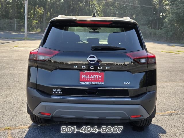 Used 2023 Nissan Rogue SV w/ SV Premium B Package FWD image 4