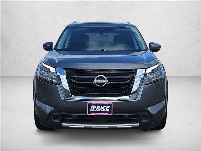 Used 2025 Nissan Pathfinder SL video 2