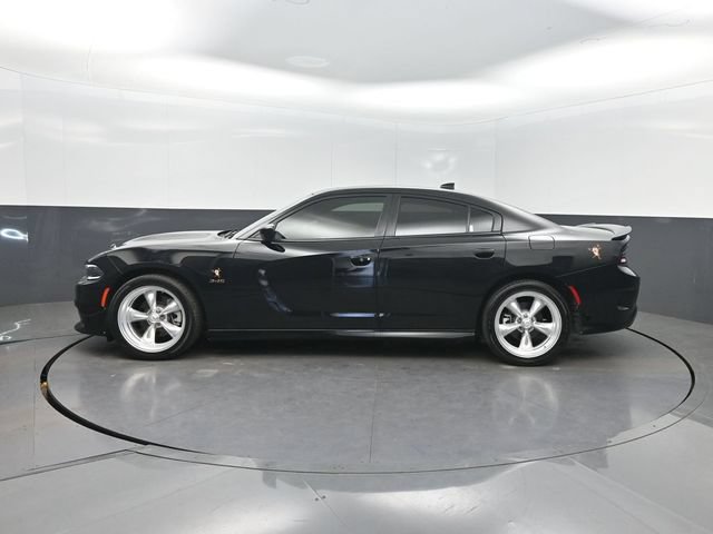 Used 2023 Dodge Charger R/T w/ Blacktop Package RWD image 2