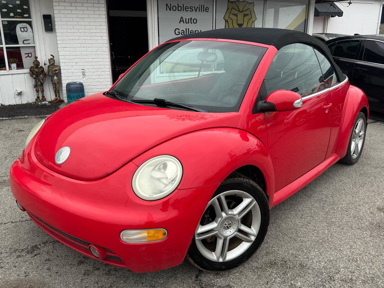 Used 2004 Volkswagen Beetle GLS FWD image 2